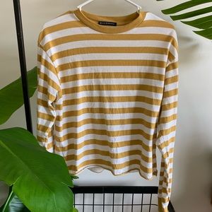 Mustard yellow striped long cropped tee